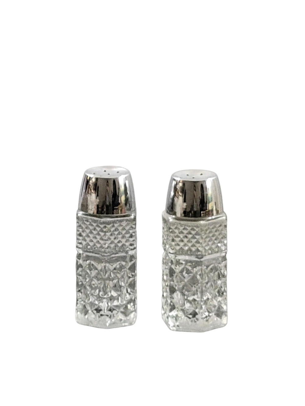 Vintage Anchor Hocking  Salt & Pepper Shakers Diamond Cut Clear GUC